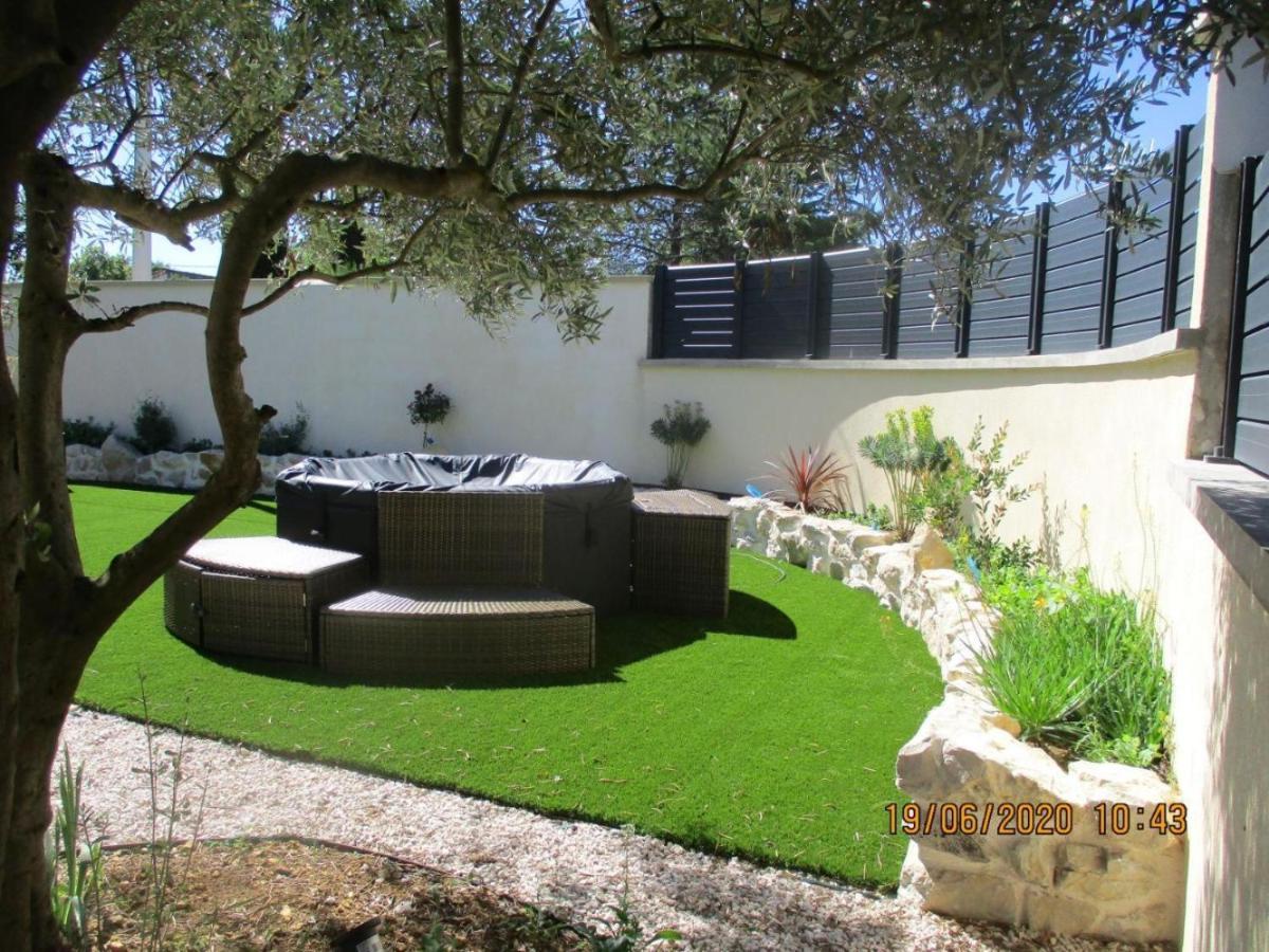Les Gites De L'Arbousier Quissac (Gard) Exterior foto