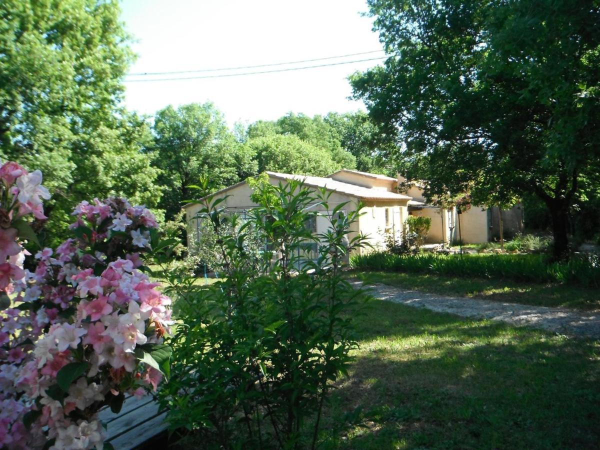 Les Gites De L'Arbousier Quissac (Gard) Exterior foto