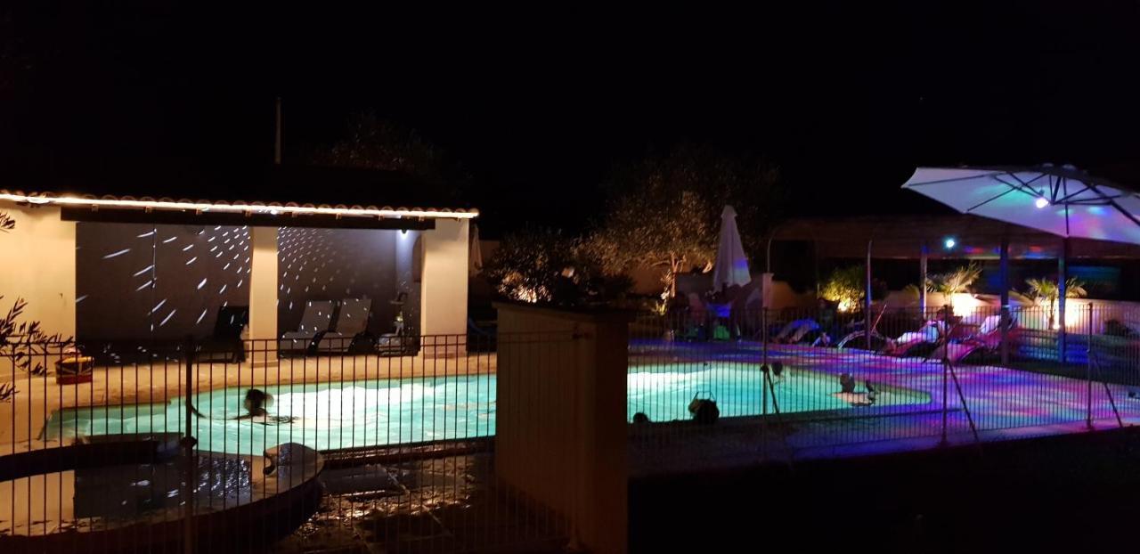 Les Gites De L'Arbousier Quissac (Gard) Exterior foto